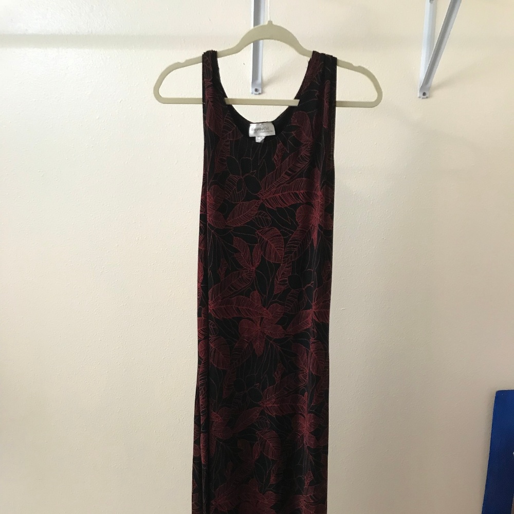 Long black and red dress